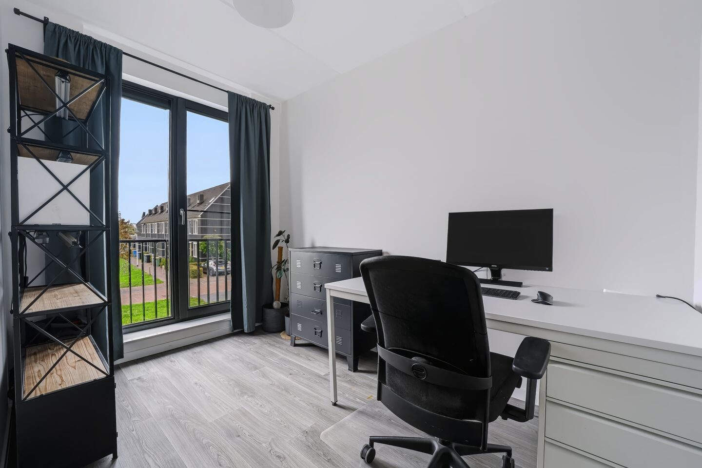 Tussenwoning te koop: Blauwselmolen 5, Zwolle