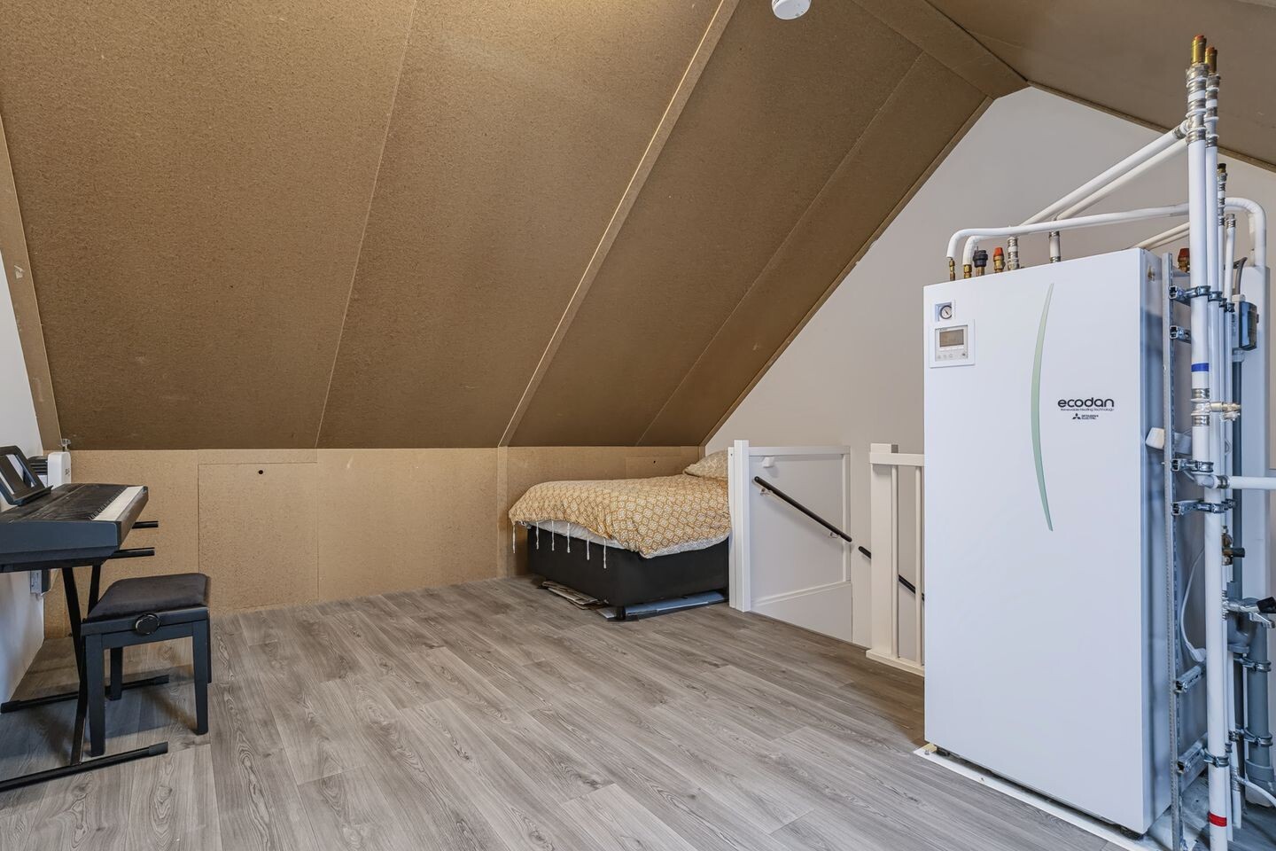 Tussenwoning te koop: Blauwselmolen 5, Zwolle