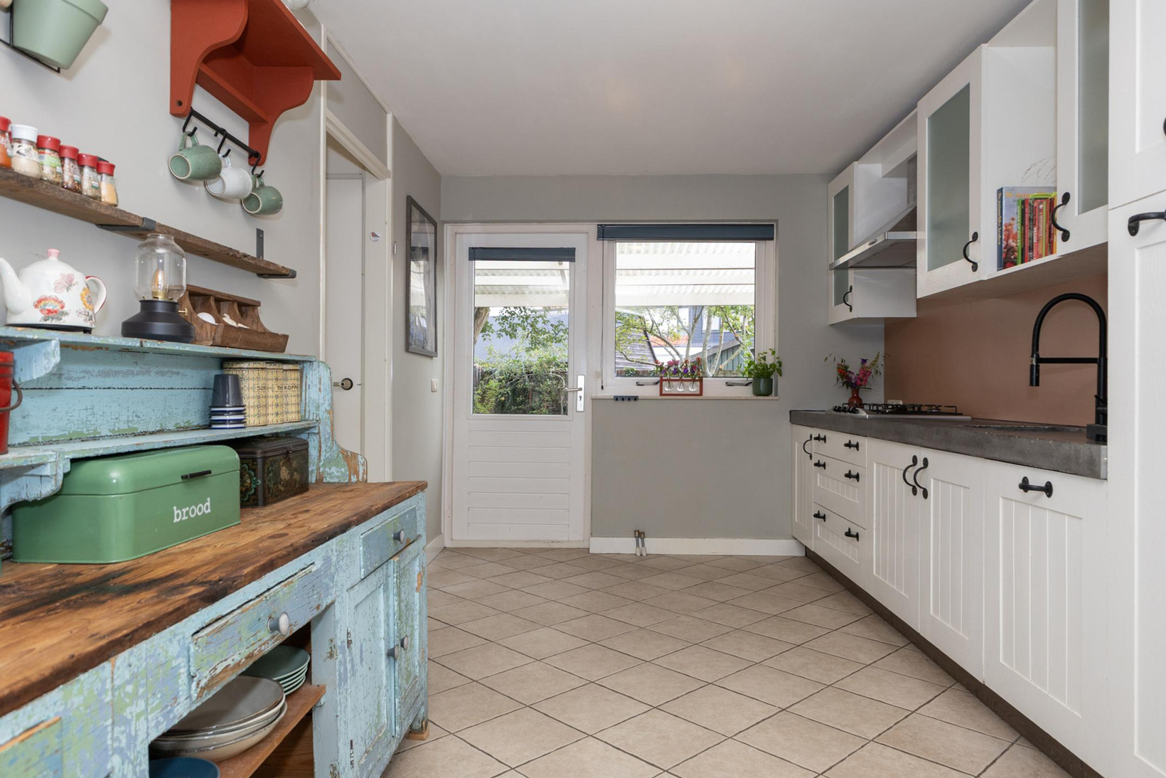 Tussenwoning te koop: Hezenbergerweg 45, Hattem