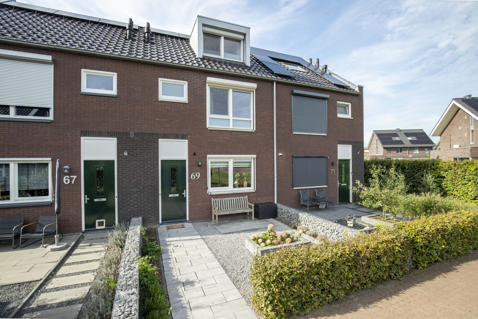 Tussenwoning te koop: Lakensnijdersgilde 69, Hasselt