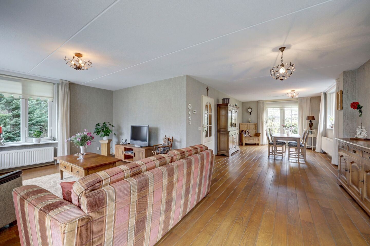 Vrijstaande woning te koop: Heidelaantje 11A, Nunspeet