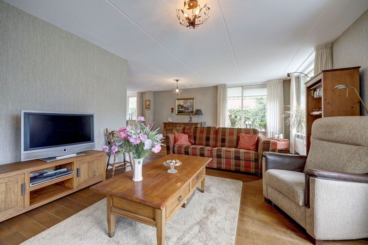 Vrijstaande woning te koop: Heidelaantje 11A, Nunspeet