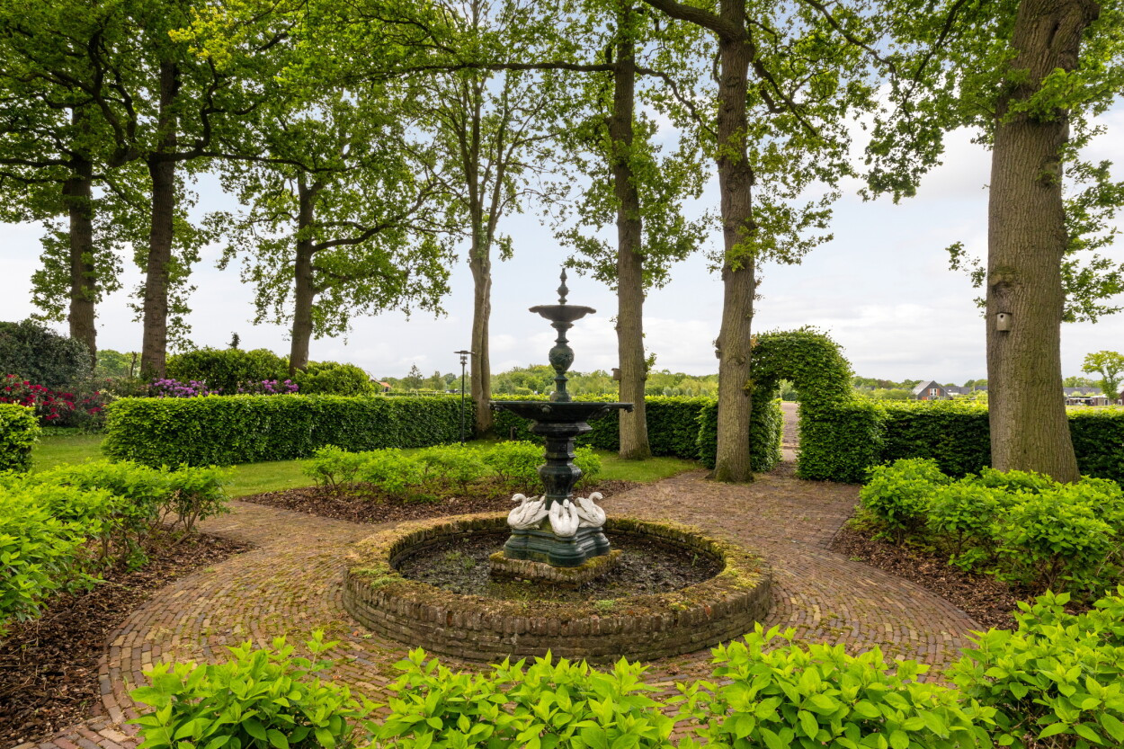 Vrijstaande woning te koop: Veelhorsterweg 25, Nunspeet