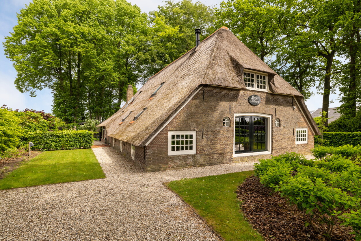 Vrijstaande woning te koop: Veelhorsterweg 25, Nunspeet