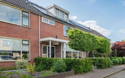 Troelstrast. 57
