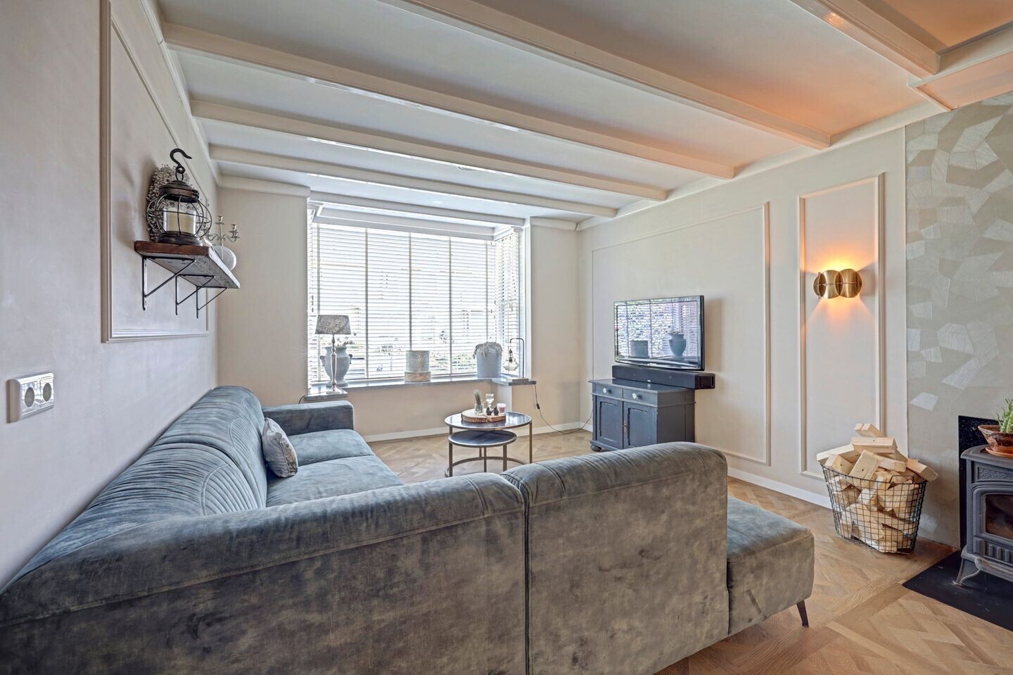 Tussenwoning te koop: Jasmijnweg 9, Nunspeet