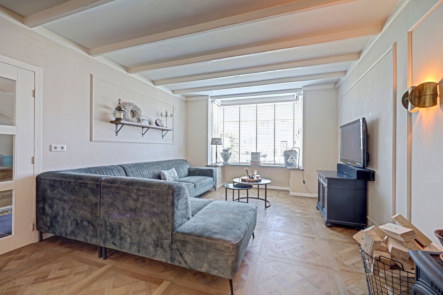 Tussenwoning te koop: Jasmijnweg 9, Nunspeet