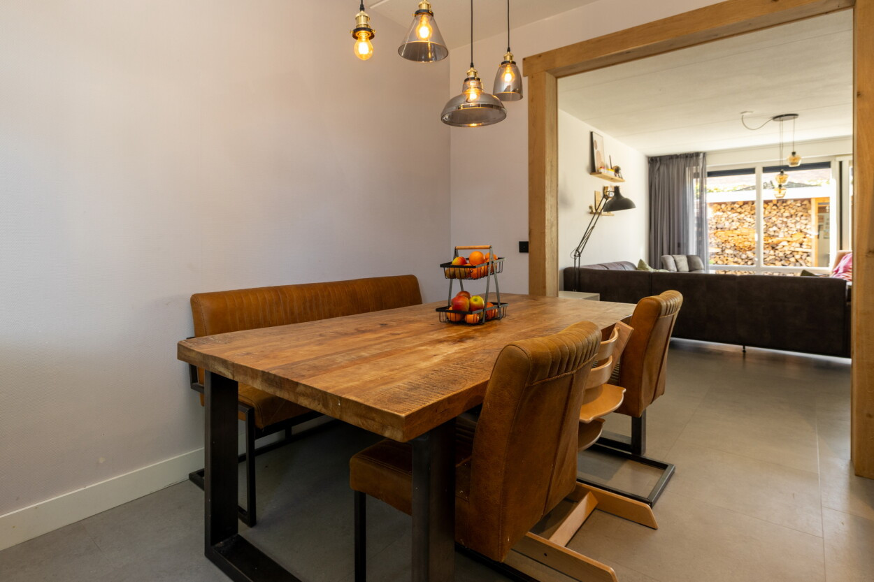 Tussenwoning te koop: Feytahof 13, Elspeet