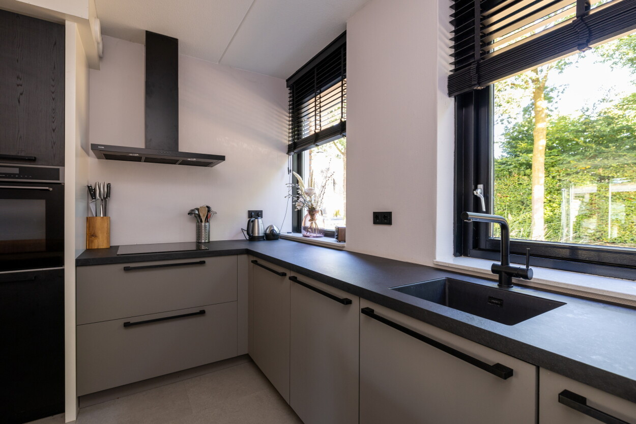 Tussenwoning te koop: Feytahof 13, Elspeet