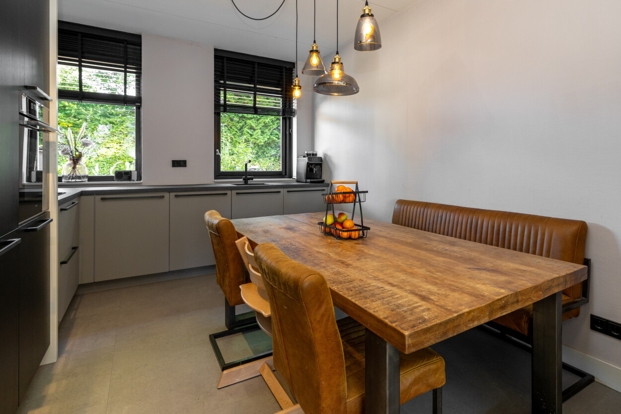 Tussenwoning te koop: Feytahof 13, Elspeet