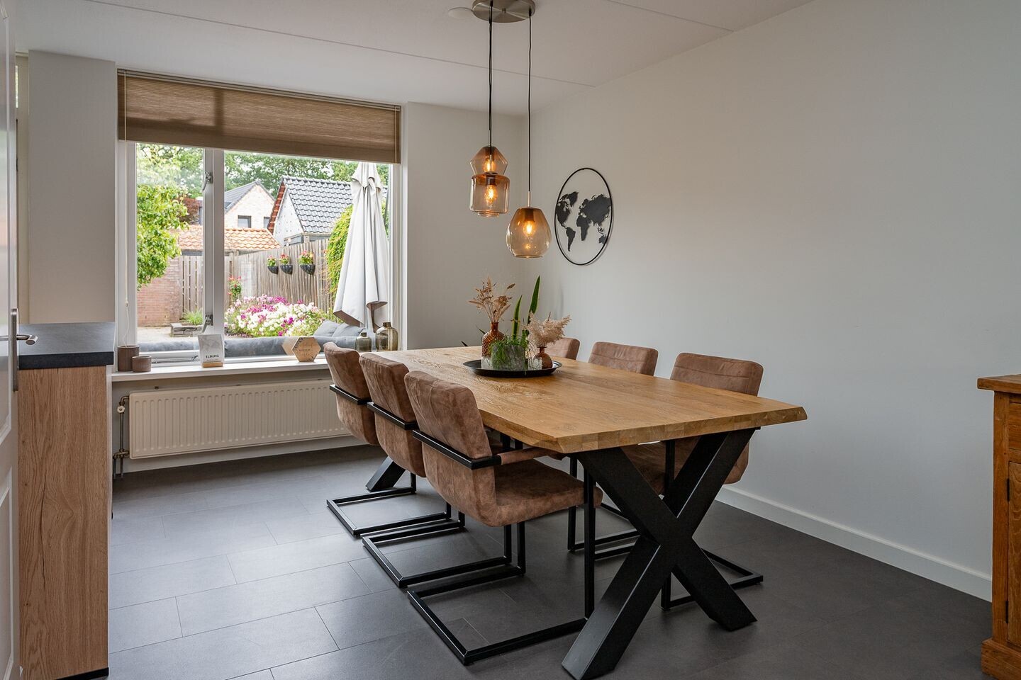 Tussenwoning te koop: Clakenweg 27, Elburg