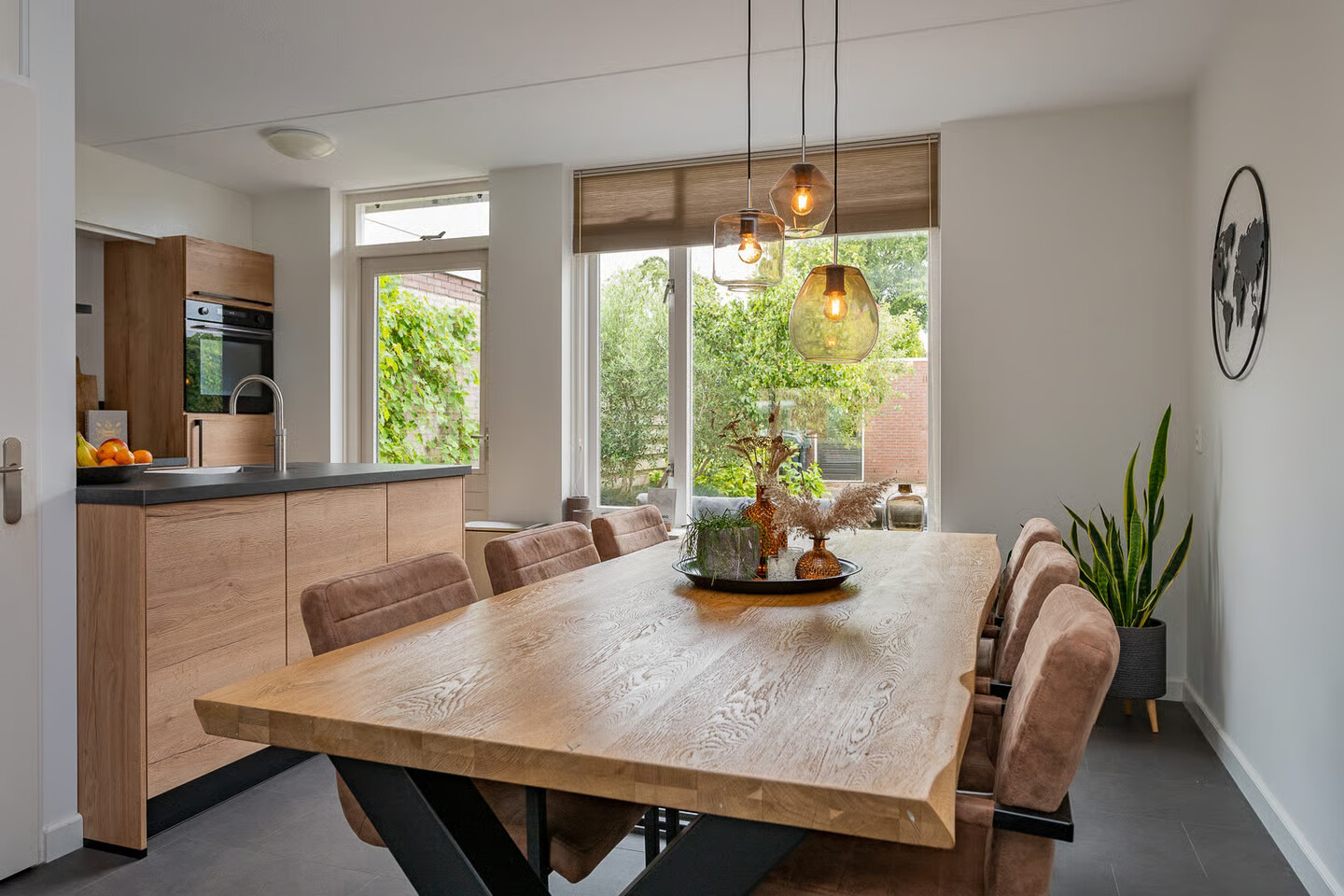 Tussenwoning te koop: Clakenweg 27, Elburg