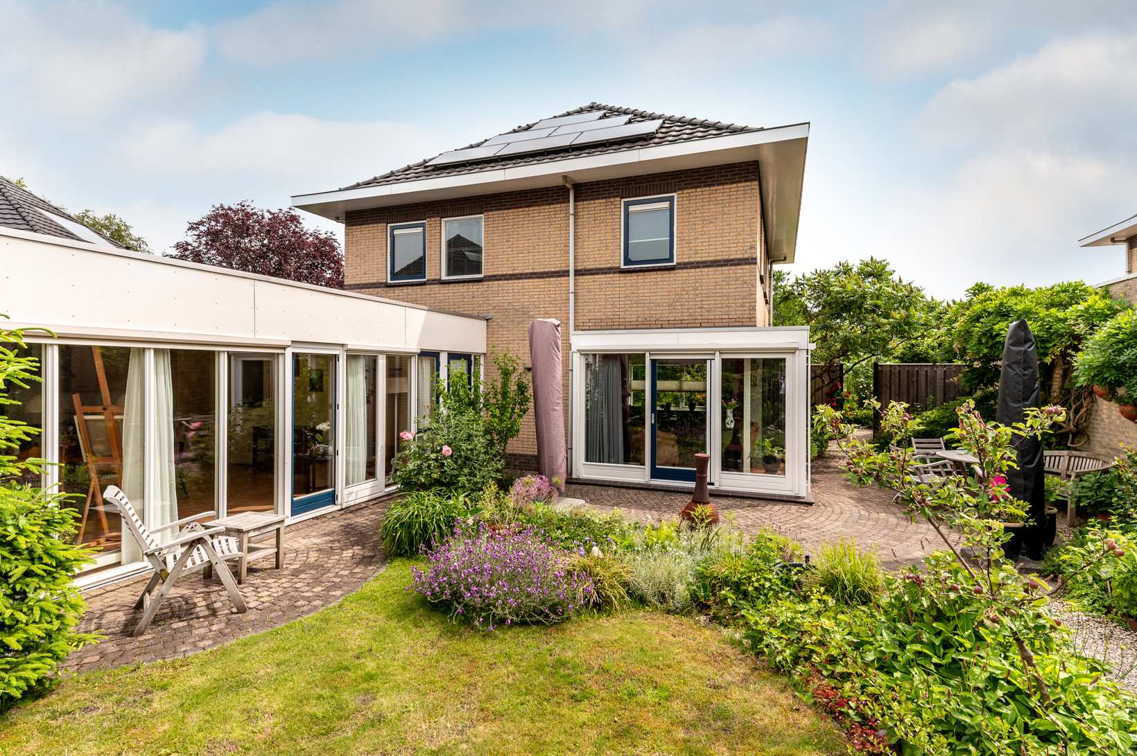 Hoekwoning te koop: Altenaweg 2, Elburg