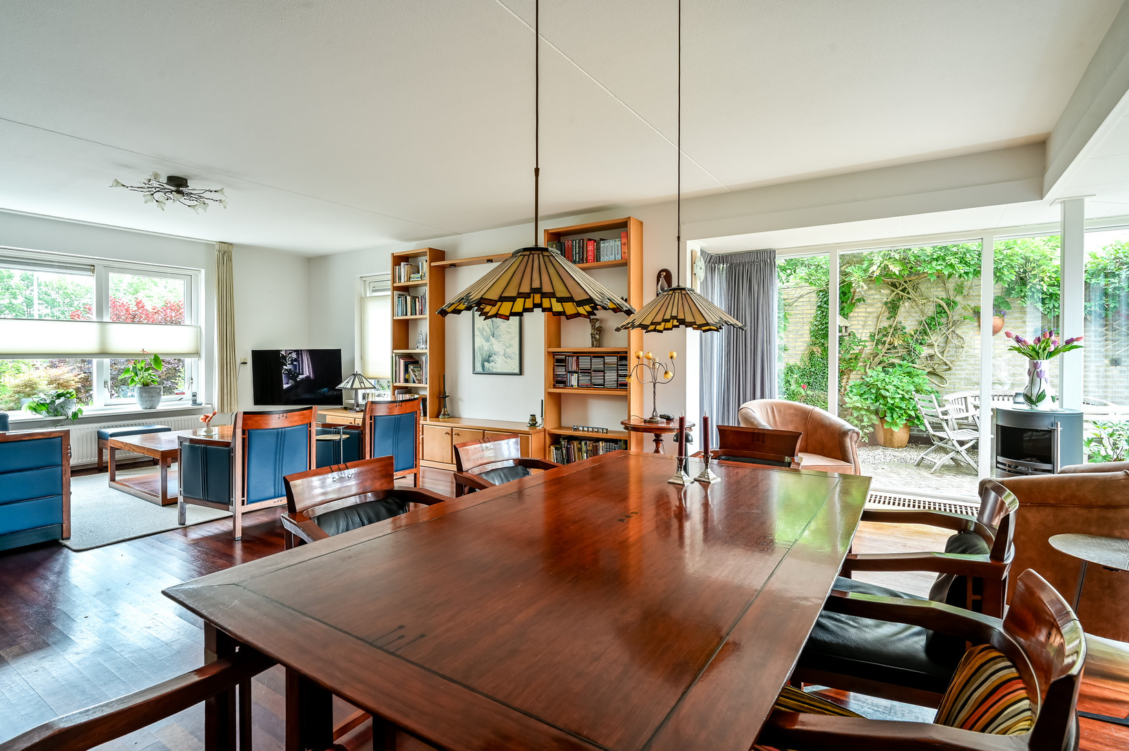 Hoekwoning te koop: Altenaweg 2, Elburg
