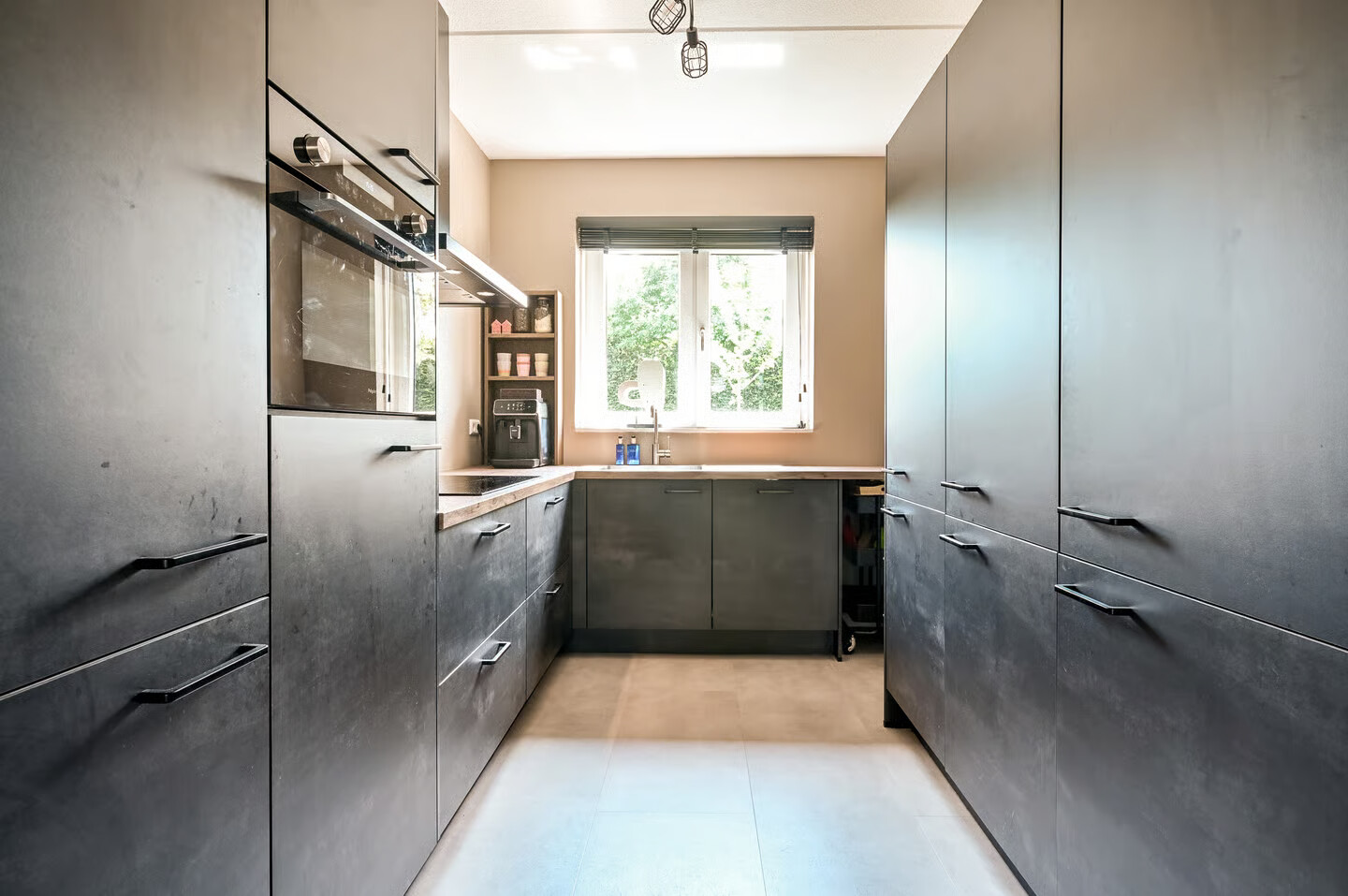 Tussenwoning te koop: Molendijkjes 5, Elburg