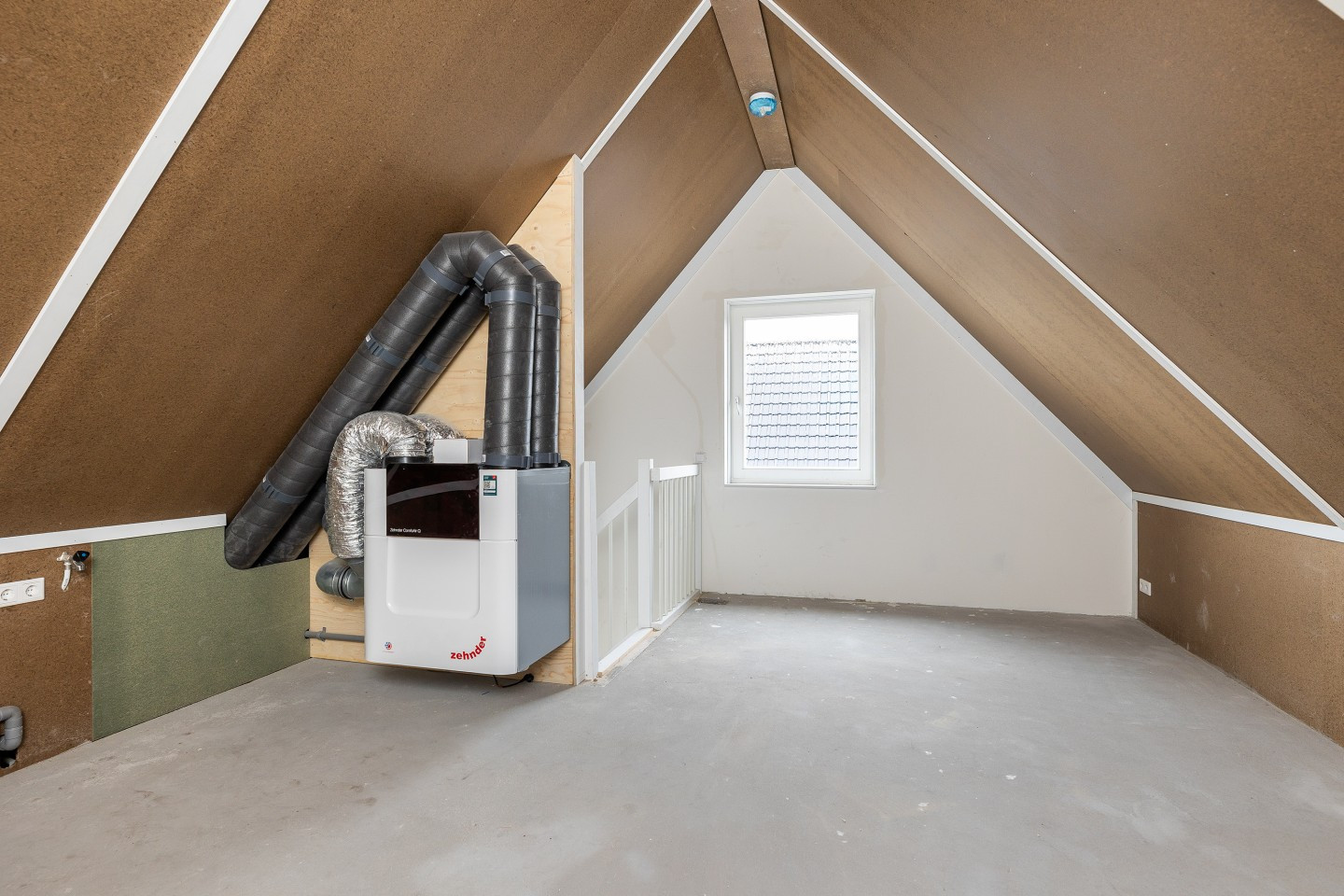 Twee-onder-één-kap te koop: Stationsweg 28, Wezep