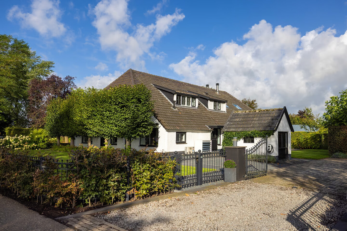Twee-onder-één-kap te koop: Bovenheigraaf 26A, Oldebroek