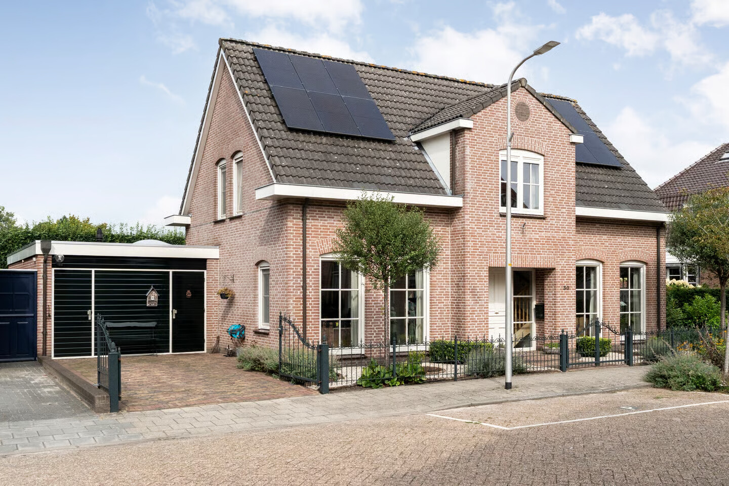 Vrijstaande woning te koop: Stationsstraat 30, Raalte