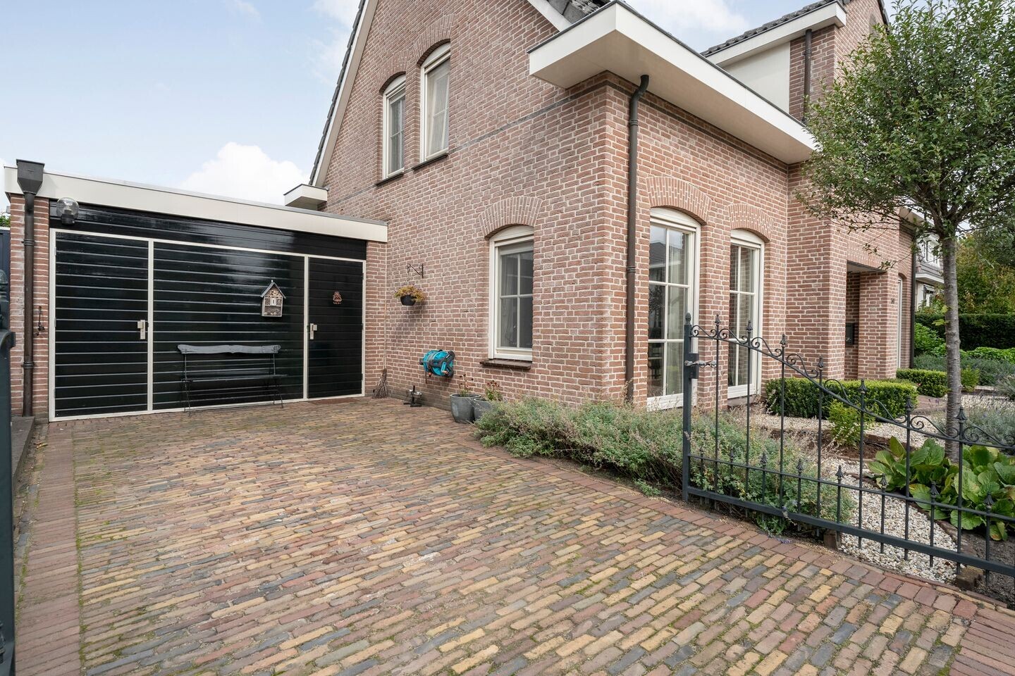 Vrijstaande woning te koop: Stationsstraat 30, Raalte