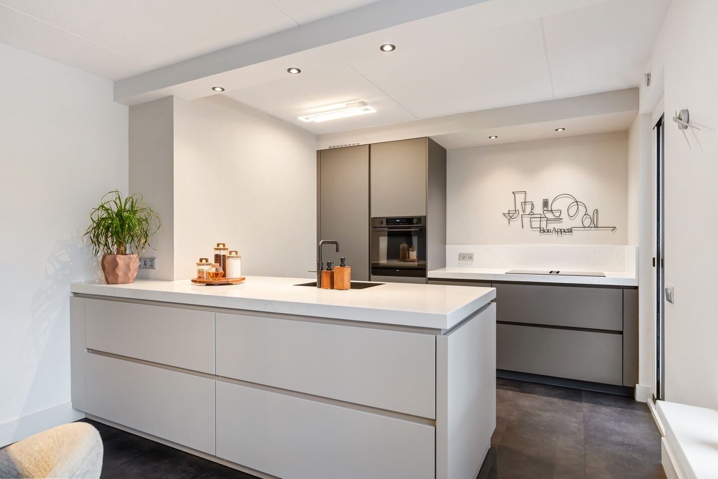Tussenwoning te koop: Richterambtweg 12, Raalte