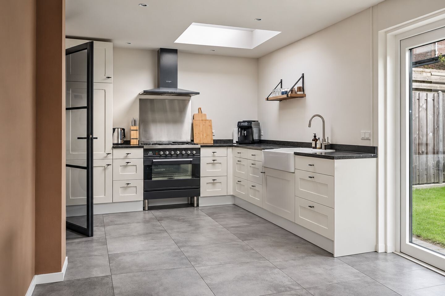 Hoekwoning te koop: de lange slag 13, Heeten