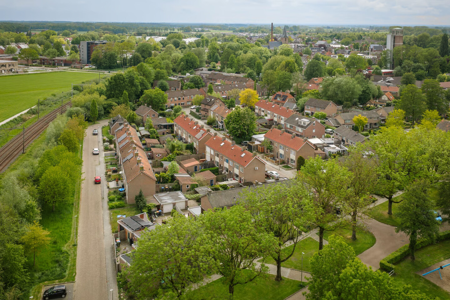 Tussenwoning te koop: Enkweg 30, Olst