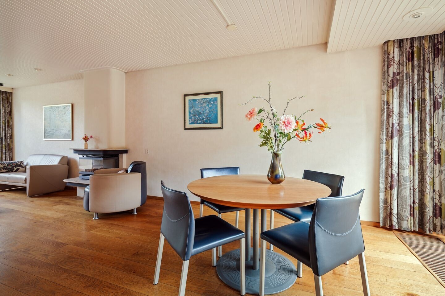 Tussenwoning te koop: Bongerdplein 22, Epe