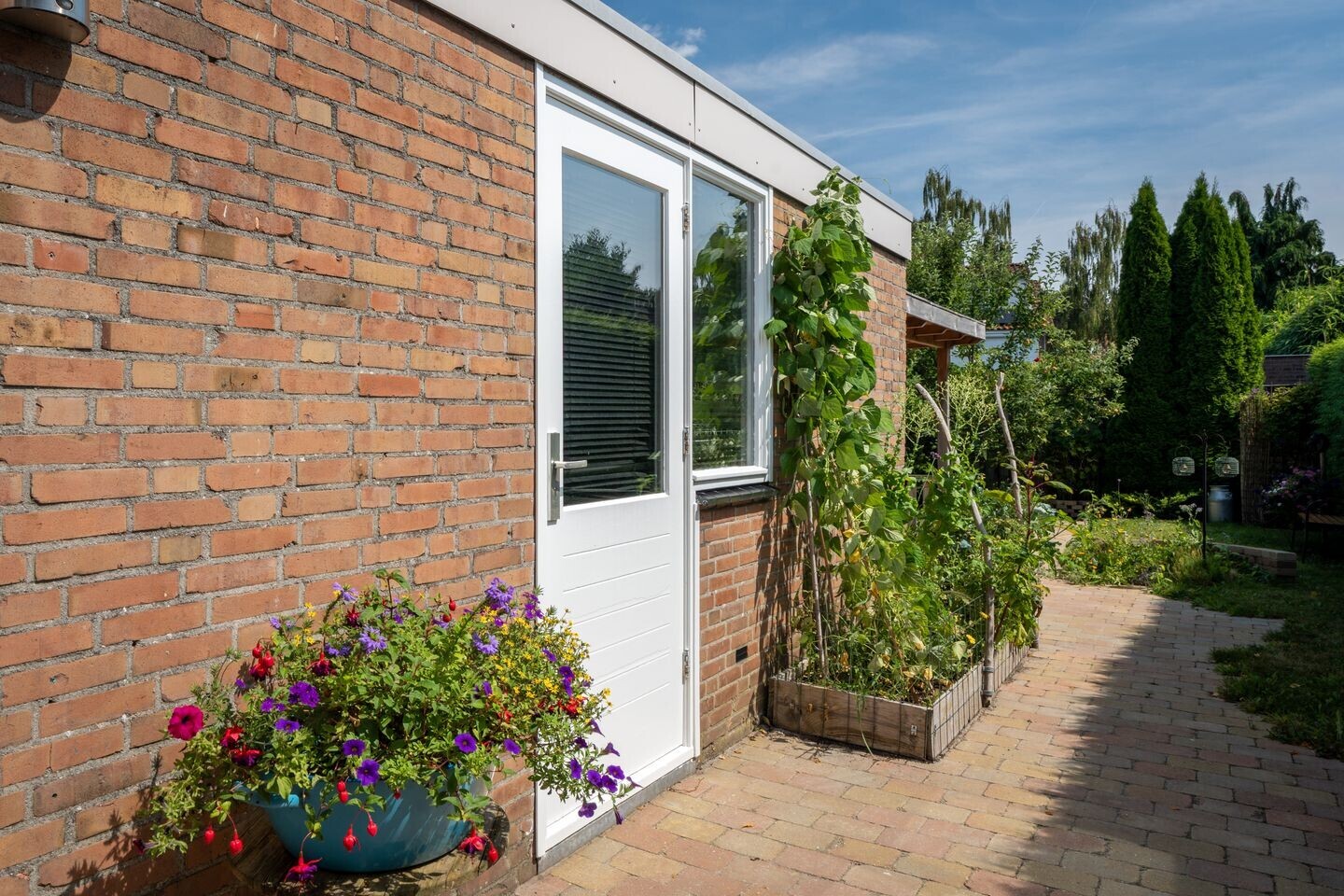 Tussenwoning te koop: Zaailand 10, Epe