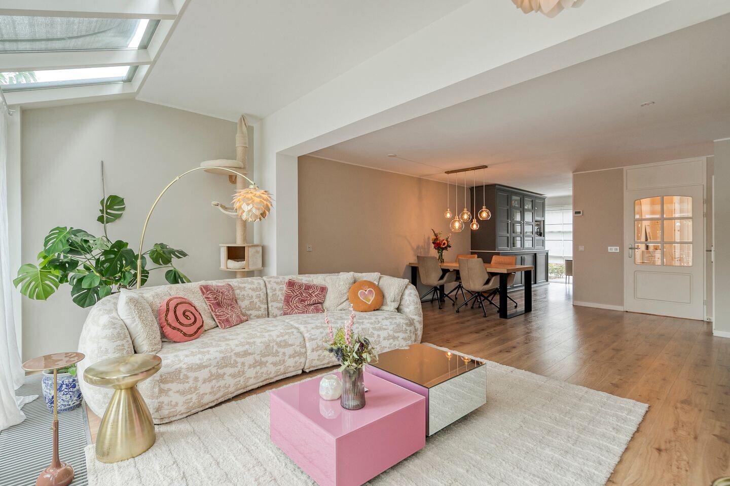 Tussenwoning te koop: Warande 17, Epe