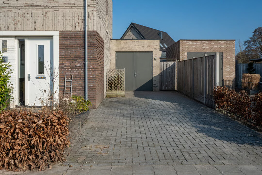 Twee-onder-één-kap te koop: Glazenmaker 4, Epe