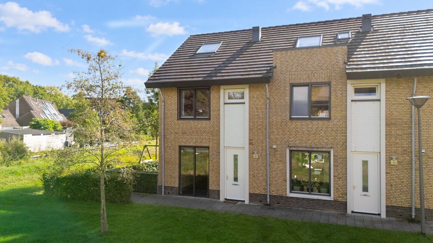 Hoekwoning te koop: Glazenmaker 108, Epe