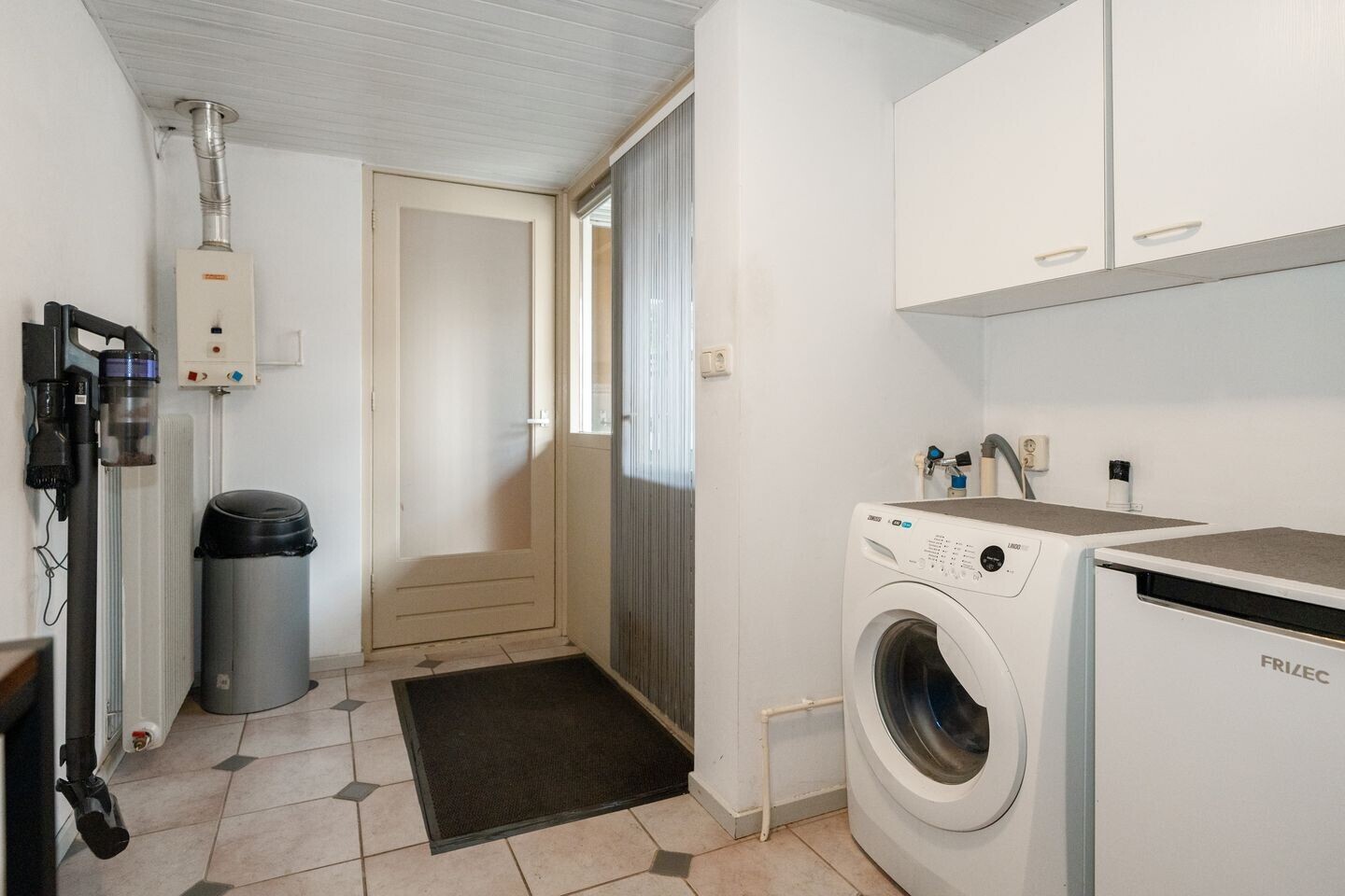 Tussenwoning te koop: Beekweide 4, Epe