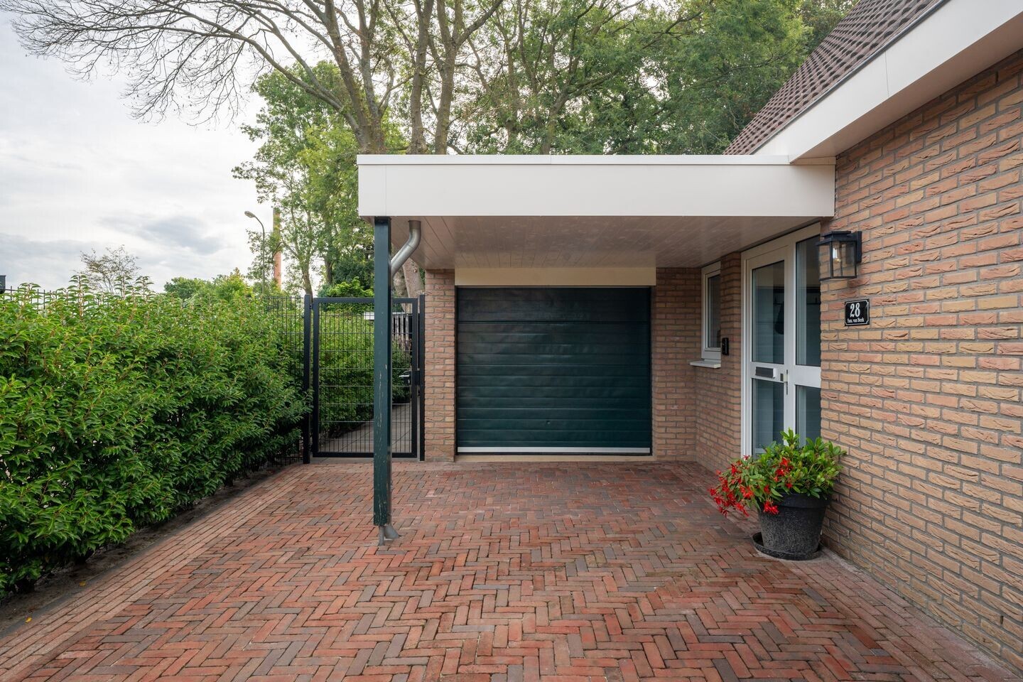 Twee-onder-één-kap te koop: Doelbeekseweg 28, Heerde