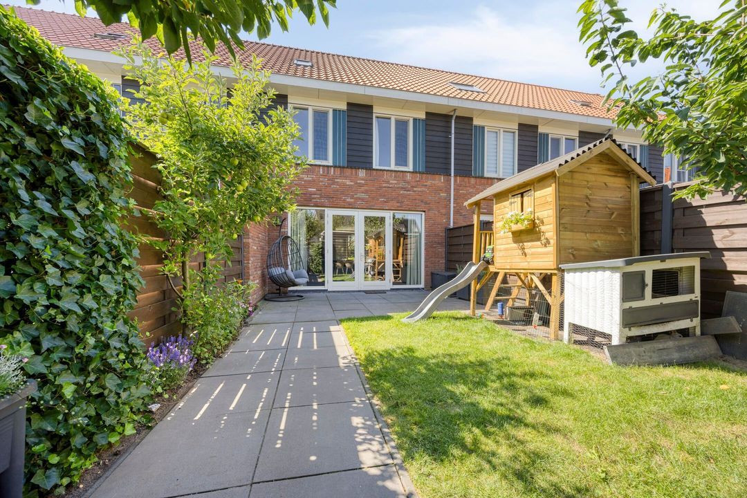 Tussenwoning te koop: Op den Hul 18, Heerde