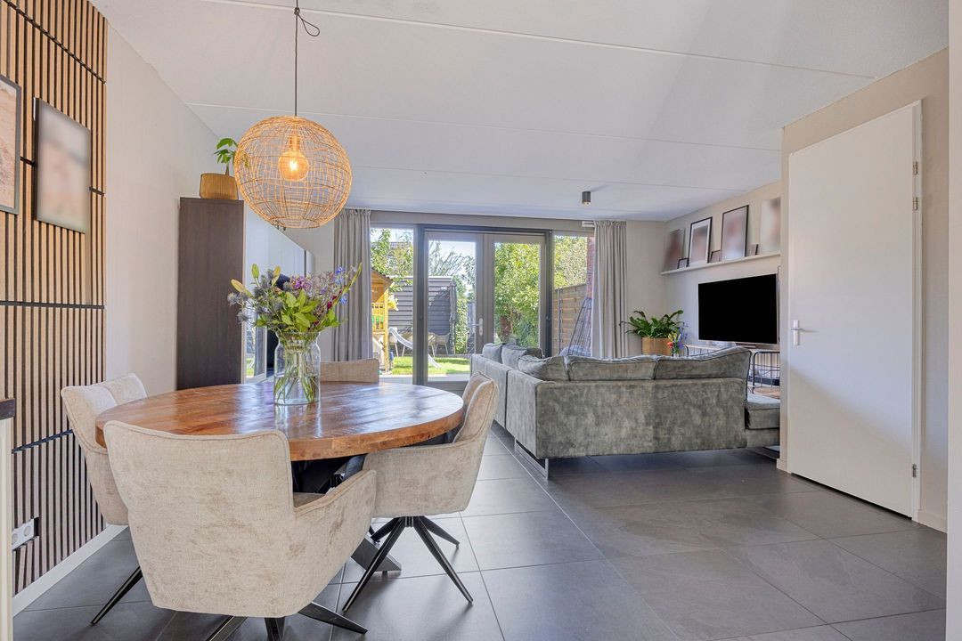 Tussenwoning te koop: Op den Hul 18, Heerde