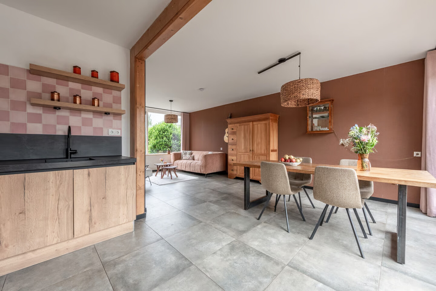 Hoekwoning te koop: de Pagenberg 12, Heerde
