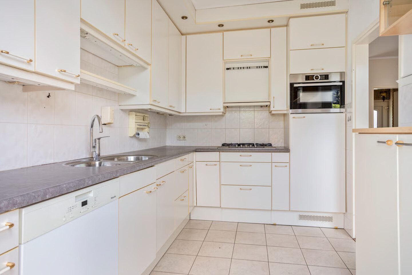 Hoekwoning te koop: Klein Doesburg 10, Heerde