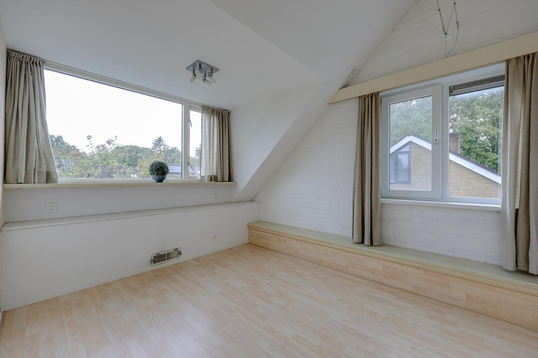 Twee-onder-één-kap te koop: Buitenplaats 87, Lelystad