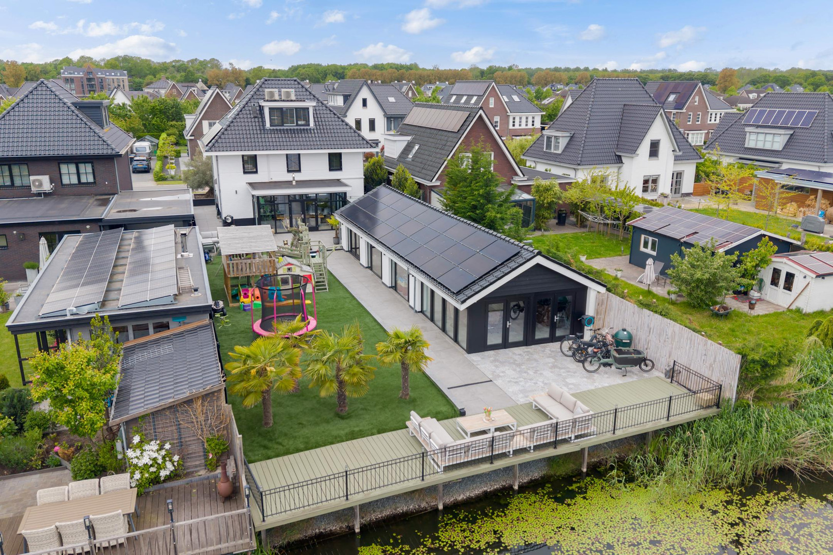 Vrijstaande woning te koop: Groenendaal 48, Lelystad
