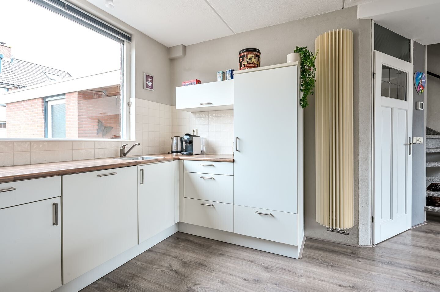 Tussenwoning te koop: Oostzeestraat 210, Lelystad
