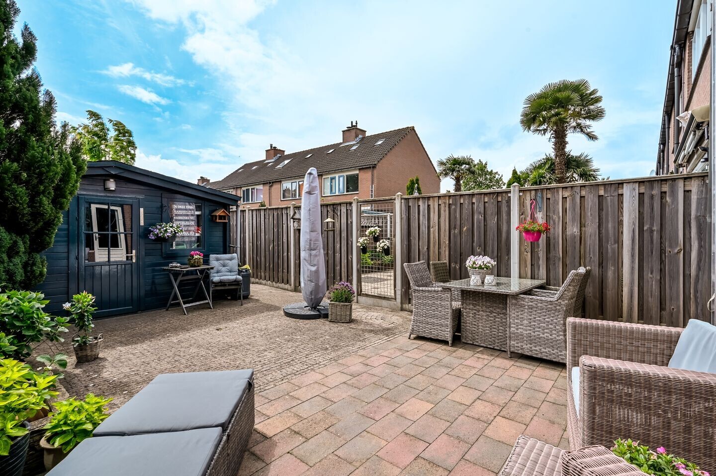 Tussenwoning te koop: Oostzeestraat 210, Lelystad