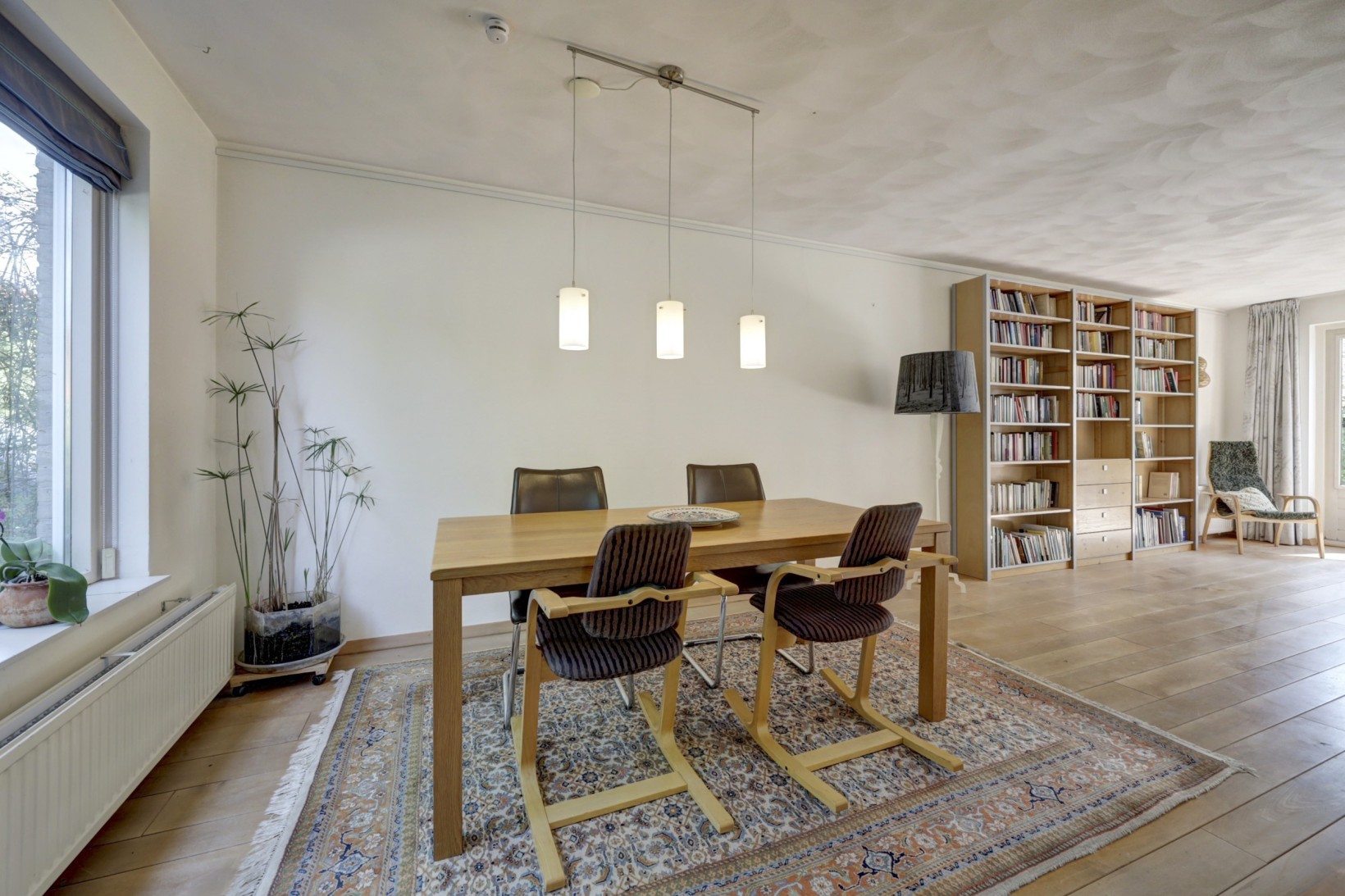 Tussenwoning te koop: Maasstraat 9, Lelystad