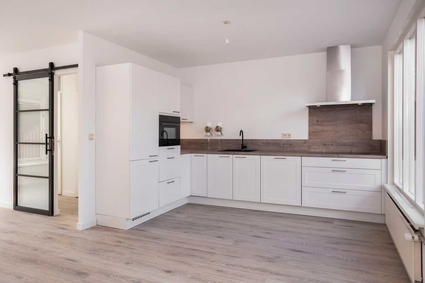 Tussenwoning te huur: Rhônestraat 156, Lelystad