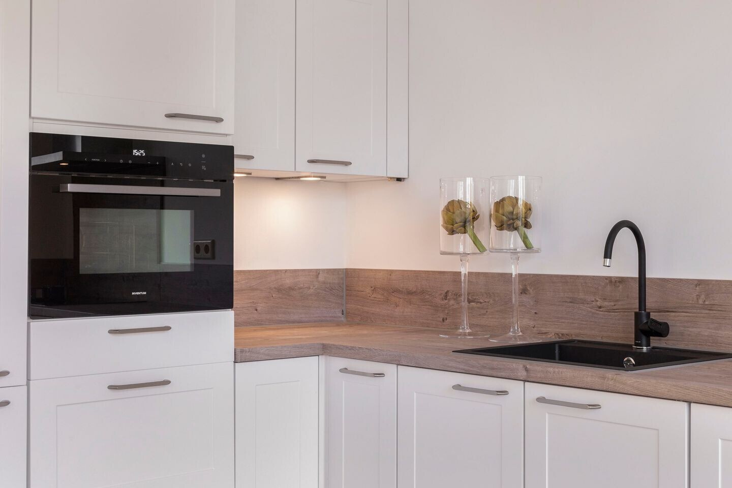 Tussenwoning te huur: Rhônestraat 156, Lelystad