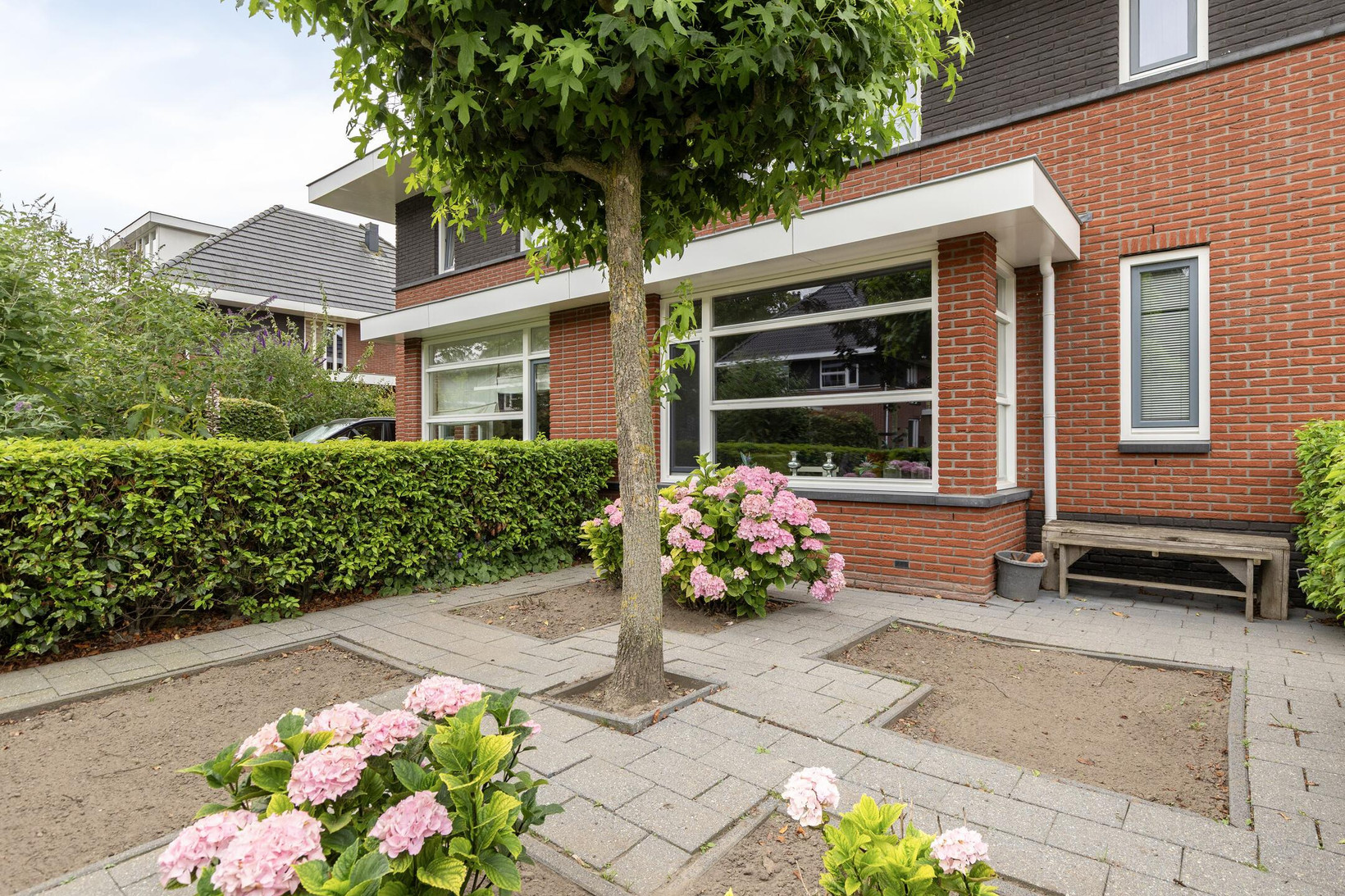 Twee-onder-één-kap te koop: Albatroslaan 221, Lelystad