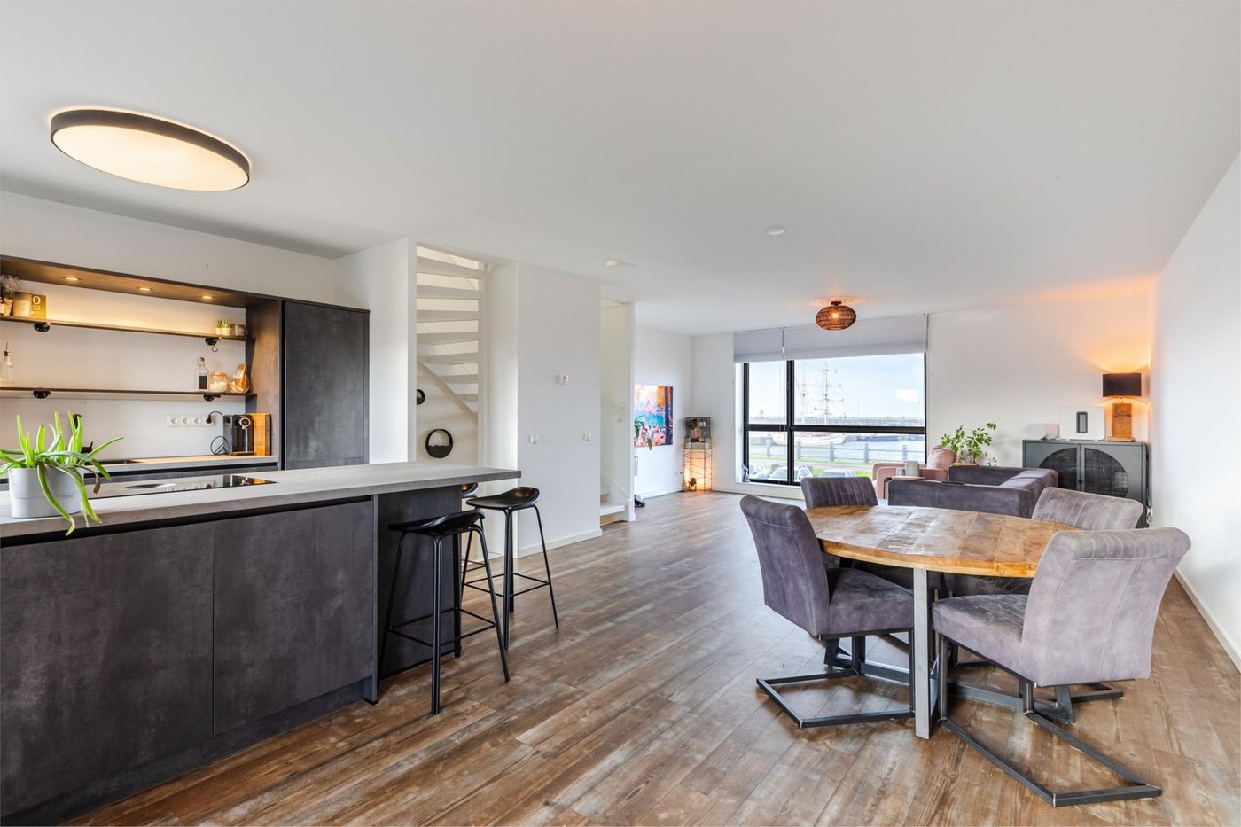 Tussenwoning te koop: Saerdam 37, Lelystad