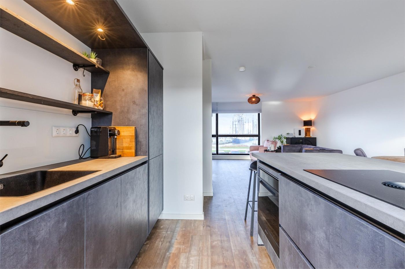 Tussenwoning te koop: Saerdam 37, Lelystad