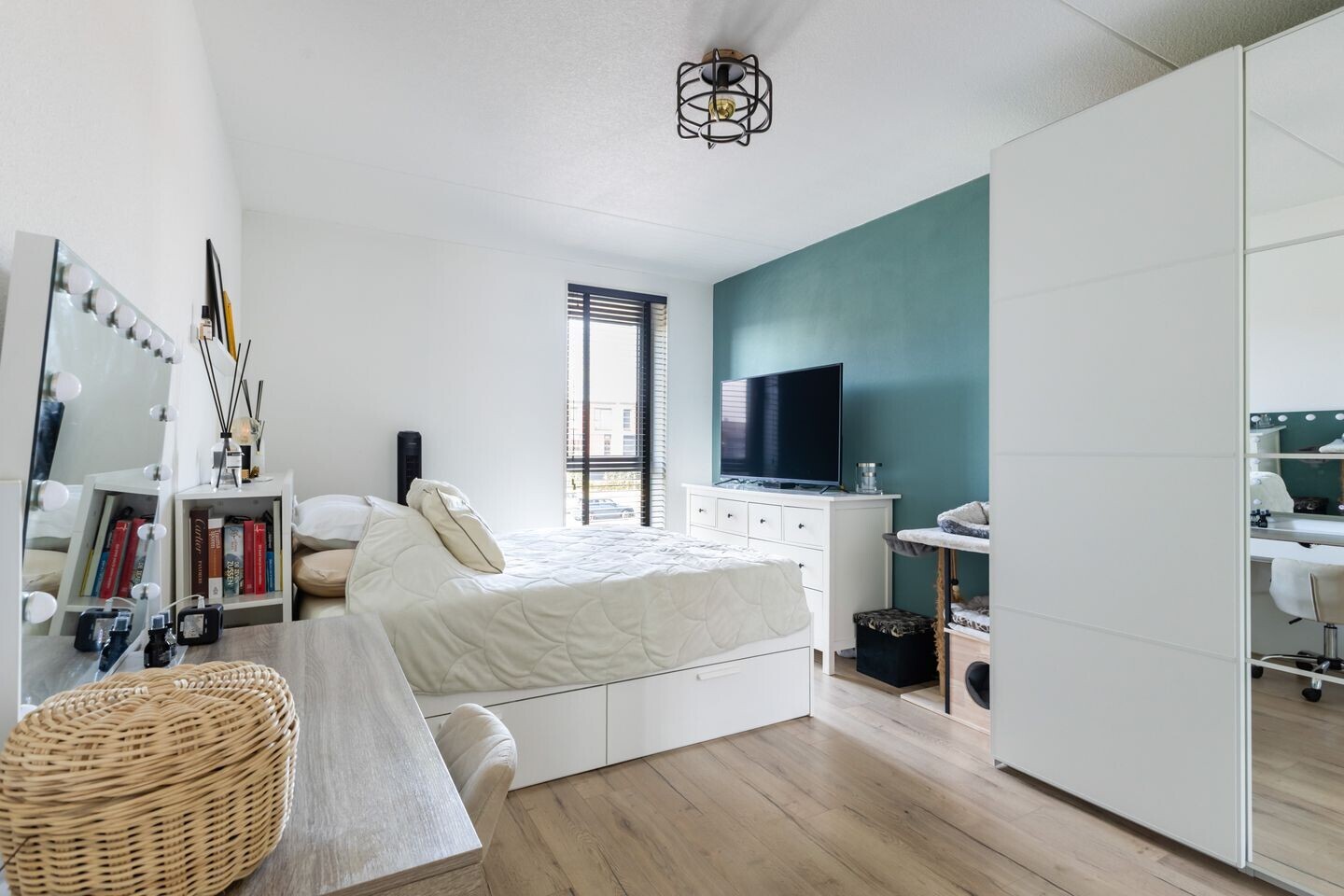 Tussenwoning te koop: Vliegent Hert 74, Lelystad