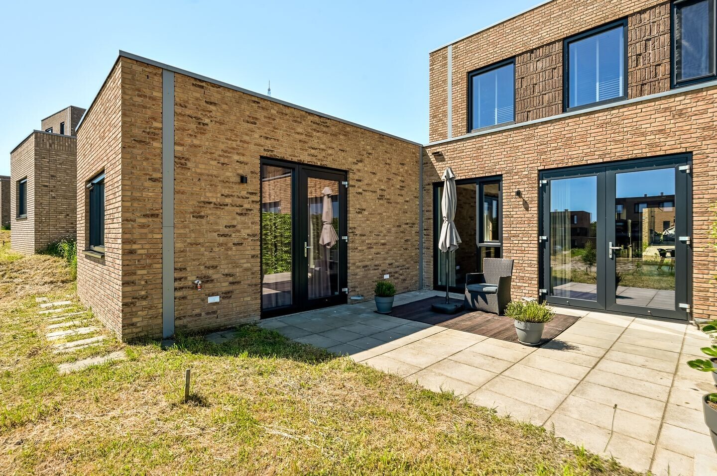 Twee-onder-één-kap te koop: Grasduinen 10, Lelystad