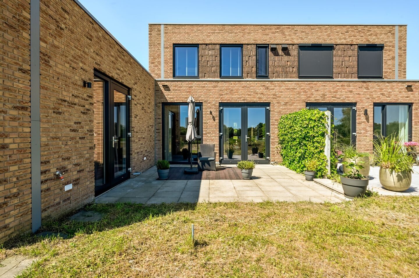 Twee-onder-één-kap te koop: Grasduinen 10, Lelystad